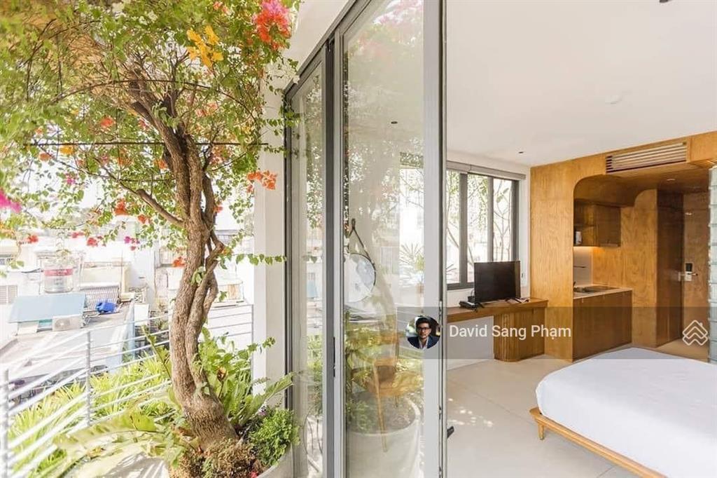 Dự án mới 100% phòng mộng mơ  ban công cạnh vòng xoay dân chủ  ngay 0989 785 ***