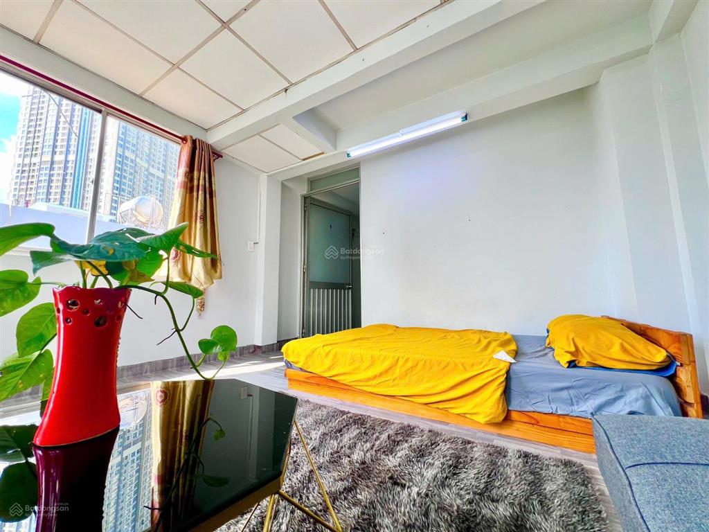 Cho thuê phòng hẻm 180 nguyễn hữu cảnh, 5,4 triệu/tháng, 35m2, bình thạnh. gần landmark
