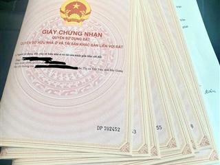 Bán căn hộ chung cư 3 phòng ngủ  sổ đỏ lâu dài  giá 1.85 tỷ