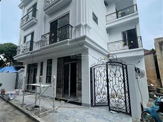 Nhà riêng 4t * 45m2. giá 2,85 tỷ full nội thất, nhà ngay trạm bơm yên nghĩa l/h chính chủ0328 107 ***