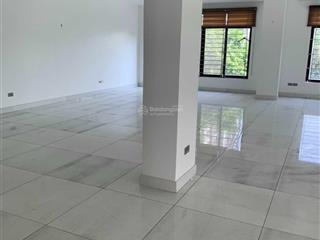 Cho thuê tòa nhà phố lưu hữu phước, 7 tầng nổi, 1 hầm, có thang máy, giá 50tr.  0985 643 ***