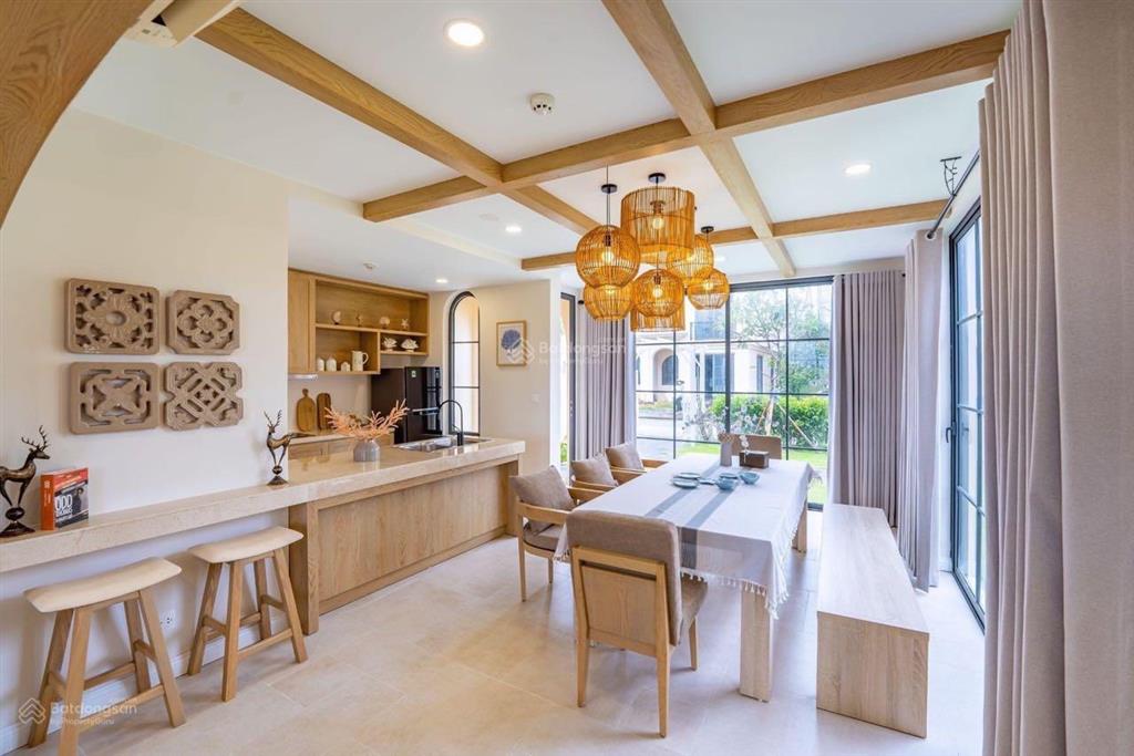 Duy nhất 1 căn biệt thự the residences, chỉ 7,5tỷ. đã có sổ hồng.sát trung tâm thương mại, bãi biển