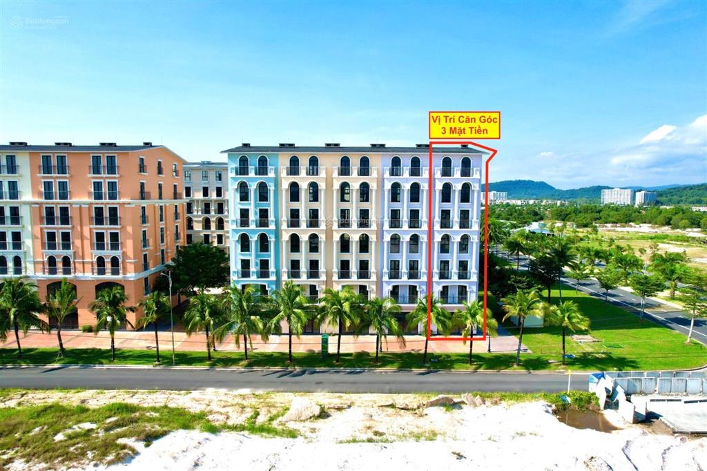 Cắt lỗ khách sạn biển marina 22 pn  đẹp nhất bãi trường phú quốc. 3 mặt tiền lớn, view siêu đẹp