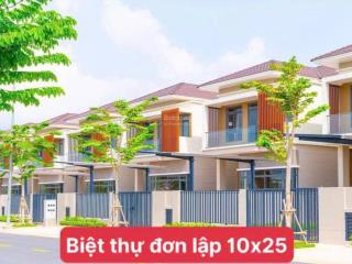 Biệt thự cao cấp 250m2 cđt vsip uy tín thanh toán chậm trong 24 tháng, shr  0938 345 ***