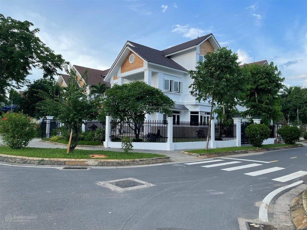 Duy nhất căn biệt thự góc 2 mặt tiền 426,5m2 ngay gần hồ sinh thái giá cực kì rẻ 33 tỷ