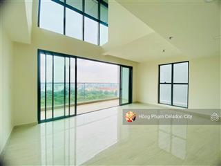 Penthouse centery khẳng định vị thếdt 289m2 đơn giá 63tr/m2, ck 17% có sân vườn riêng, kèm ô xe