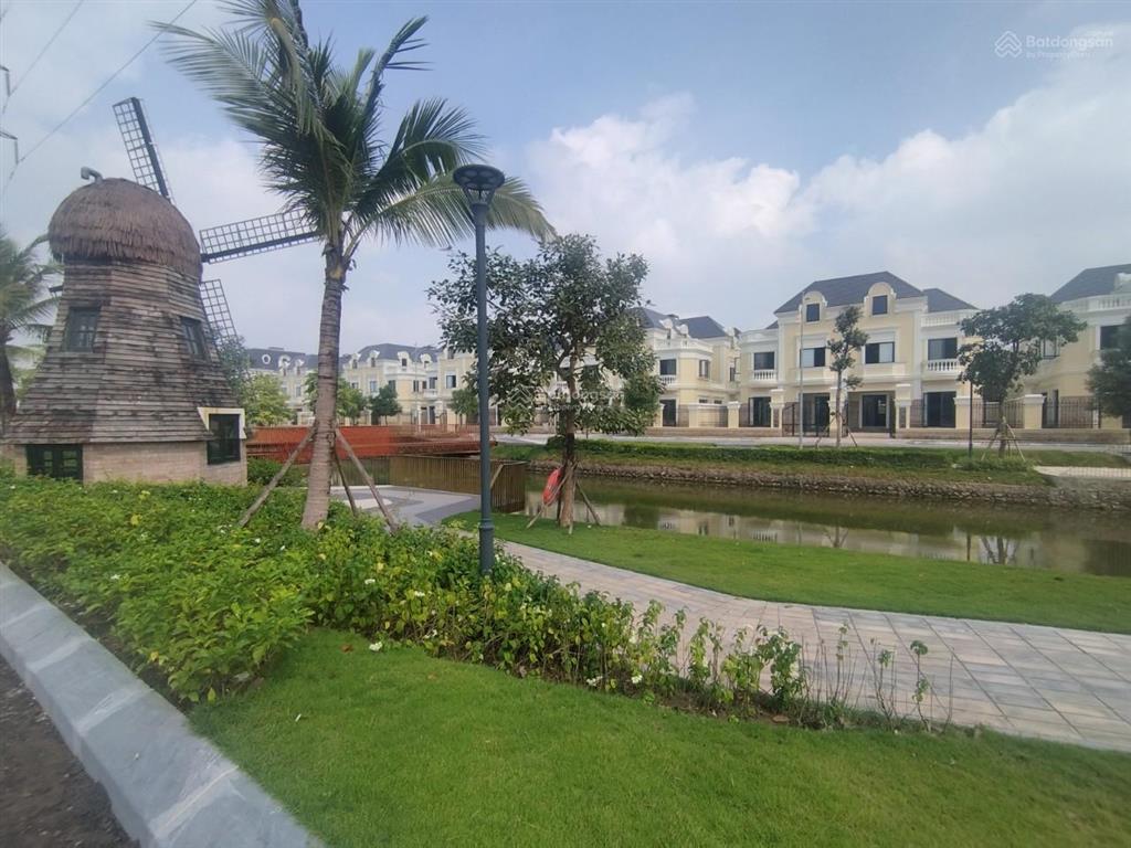 Biệt thự song lập có hầm view công viên, vị trí trung tâm giá đầu tư, đón sóng đường 3.5