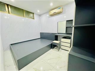 Bán nhà mặt ngõ 135 đội cấn 94m2 mt 4m view hồ đàm tròn, kinh doanh, ô tô tránh, vỉa hè giá 36,5 tỷ