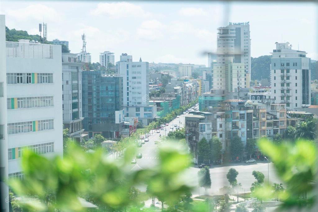 Bán nhanh 3 tỷ góc 3pn the sapphire tầng cao, view trực diện vịnh hl sổ lâu dài 0366 013 ***