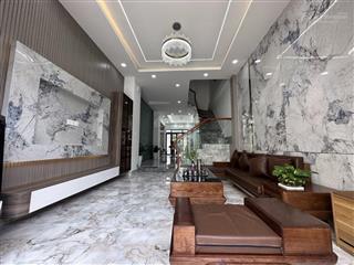 Nhà mới 1t3l, 105m2, (5x21), sổ hoàn công, xe hơi vào nhà, sát phạm văn đồng, gigamall, bình thạnh