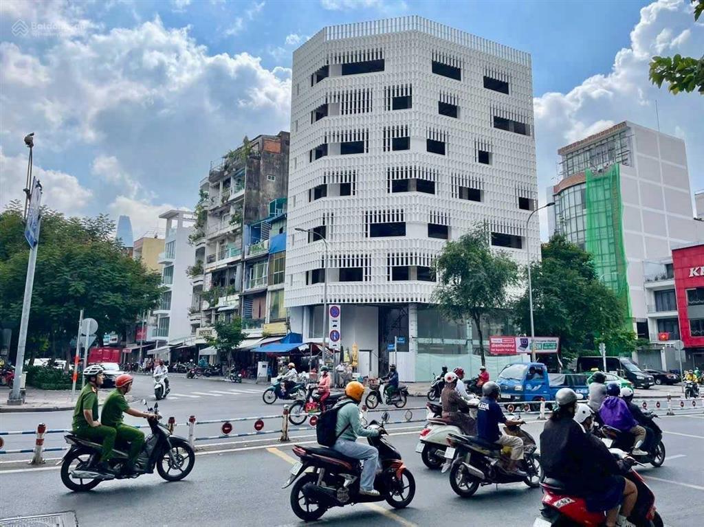 Dt 11 x 35  hđt 350tr/th  bán nhà góc 2 mt nguyễn văn trỗi q pn  kc hầm 6 tầng giá 120tỷ tl