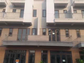 Hàng hot bán shophouse 4 pn ở centa diamond, 4,7 tỷ, 75m2, mặt tiền 5m