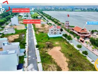 Biệt thự 175m view hồ tuyệt đẹp kề cận trường học, bệnh viện giá rẻ bất ngờ!