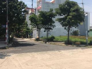 Cần bán lô đất đ. dx 064, p. định hoà, tp. tdm. bd. 100m2/ 850tr. rất thích hợp kinh doanh. shr.