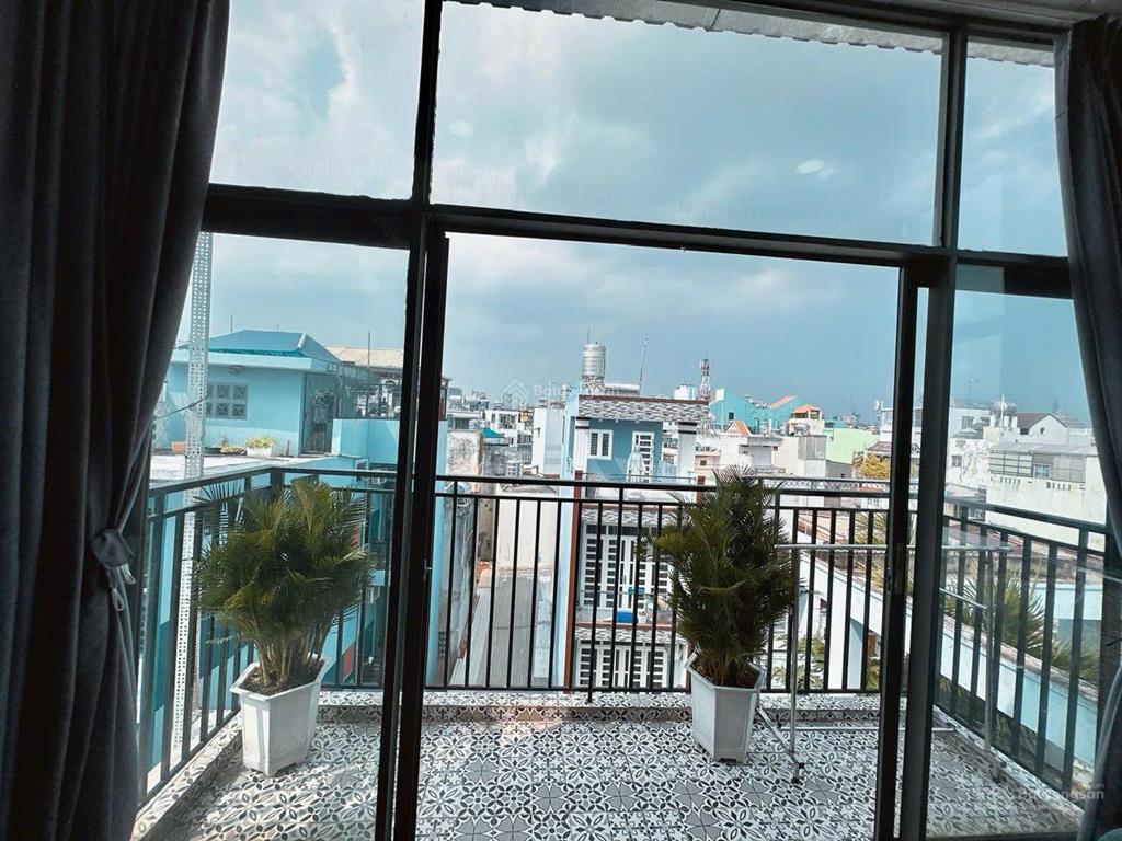 Cho thuê căn hộ full nội thất 1pn 45m2 ban công phú nhuận giáp q3 gần lê văn sỹ ở huỳnh văn bánh