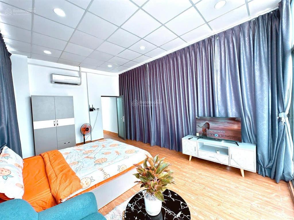 Cho thuê căn hộ full nội thất 1pn 45m2 ban công phú nhuận giáp q3 gần lê văn sỹ ở huỳnh văn bánh
