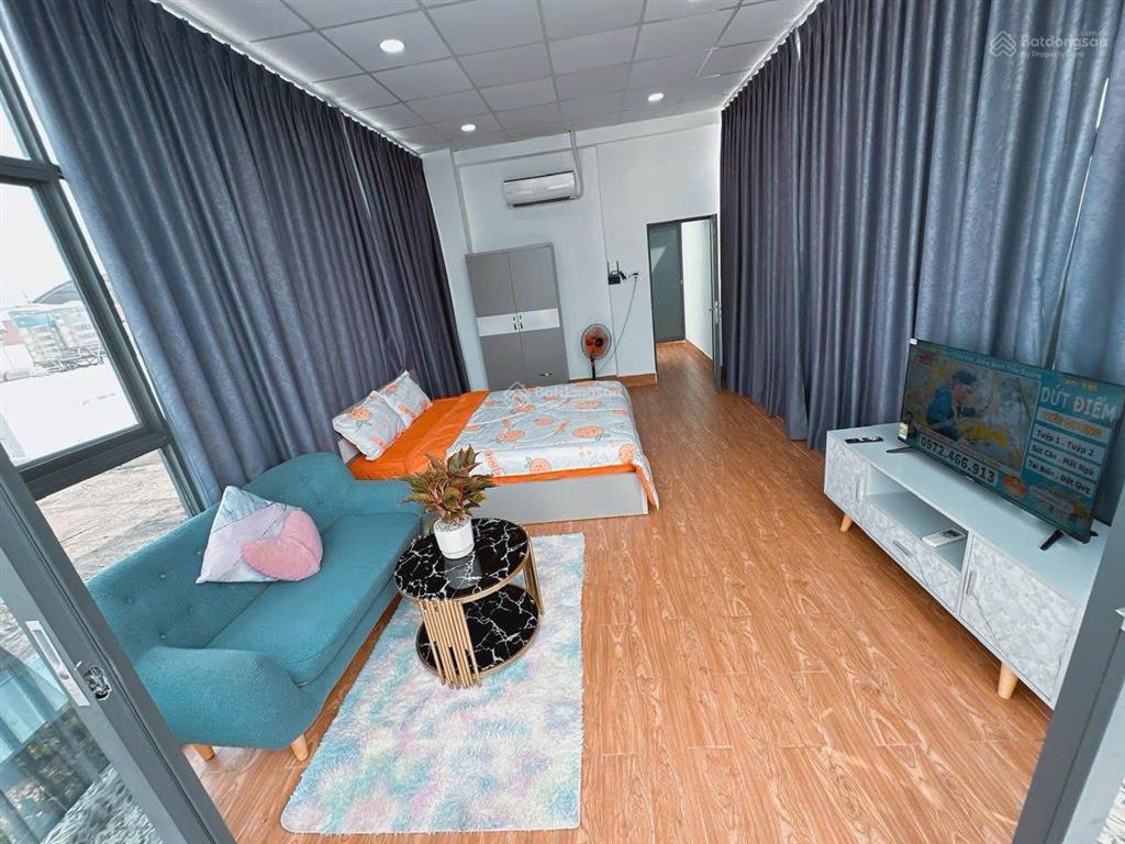 Cho thuê căn hộ full nội thất 1pn 45m2 ban công phú nhuận giáp q3 gần lê văn sỹ ở huỳnh văn bánh