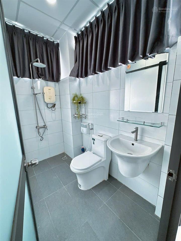 Cho thuê căn hộ full nội thất 1pn 45m2 ban công phú nhuận giáp q3 gần lê văn sỹ ở huỳnh văn bánh