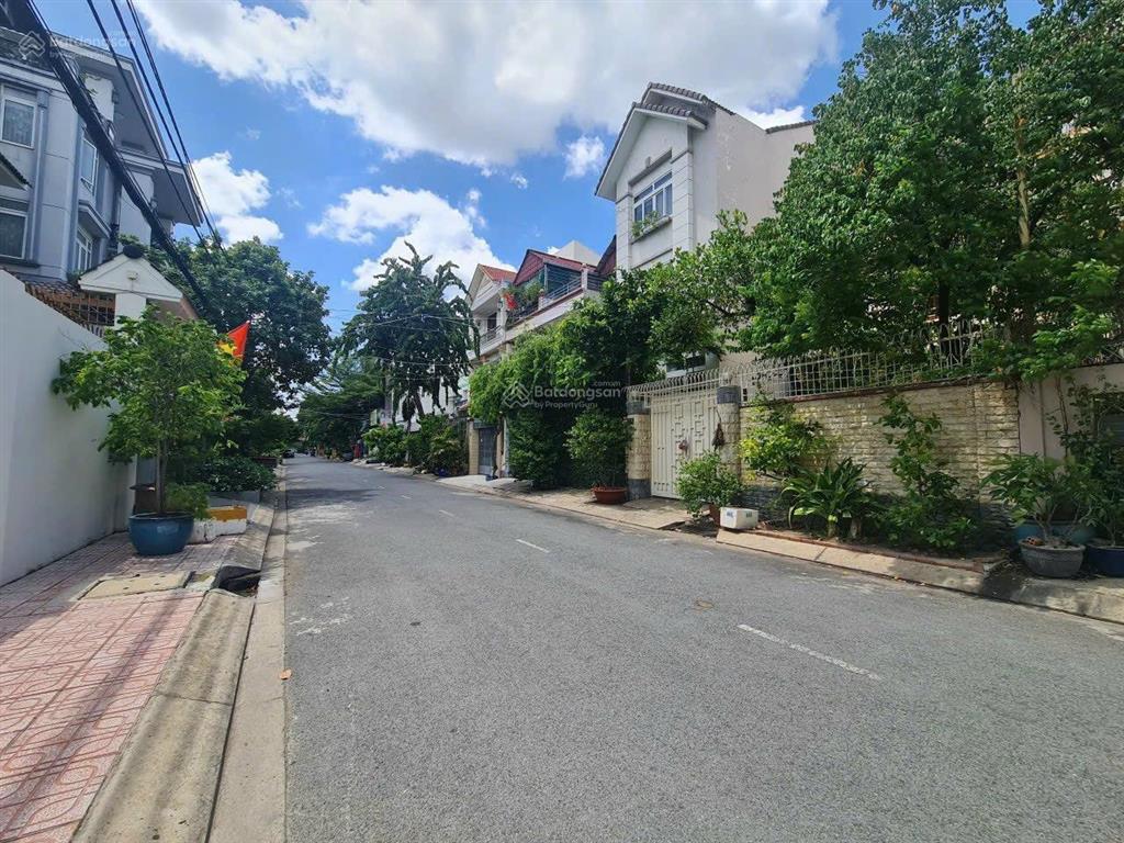 Nhà mặt tiền đường số tân quy  4x20m, 1 trệt 2 lầu st giá 9,9 tỷ còn thương lượng