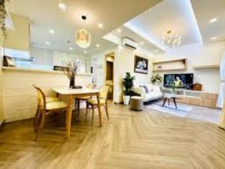 Cho thuê căn hộ oriental plaza, 89m2, 2pn, full nội thất, nhà đẹp, chù nhà dễ chịu.  0769 692 ***