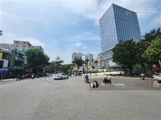 Bán nhà riêng có thang máy  view lotte mall tây hồ. 75m2  giá 21.89 tỷ