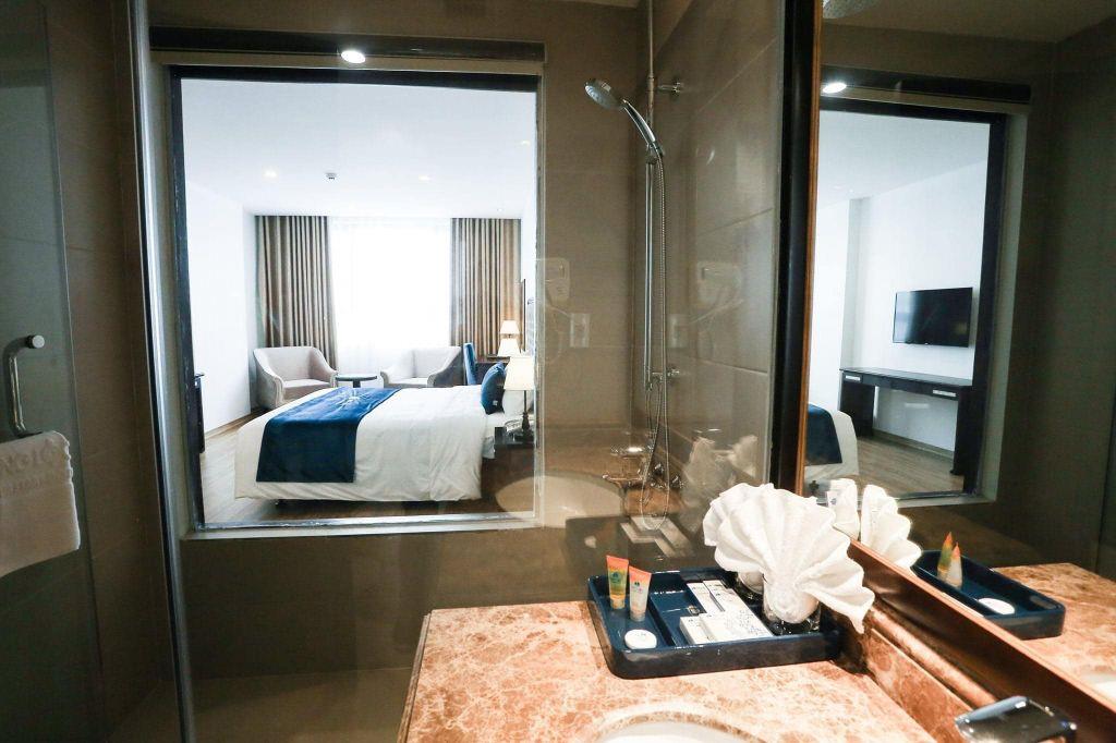 BÁN KHÁCH SẠN HẠ LONG 4 SAO, 750M2, 17 TẦNG, NỘI THẤT HIỆN ĐẠI, SANG TRỌNG
