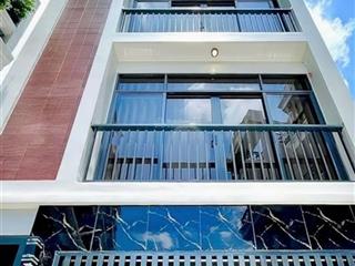 Bán nhanh nhà phan tôn  tân định  q1. giá 4tỷ150/68,2m2 cho thuê 31 triệu thông đinh tiên hoàng