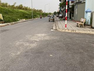 Duy nhất mảnh đất rộng, mặt tiền lớn, cạnh đường lớn, ô tô con vào đất tại cổ bi, 109m2,giá 69tr/m2
