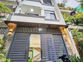 Nguyễn trãi quận 1  p. nguyễn cư trinh  giá 3tỷ830/67,6m2, hẻm ô tô  1 sẹc  cách mặt đường 20m