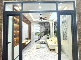 Căn nhà tại đ.nguyễn đình chiểu, quận 3, 40m2 shr 1t2l4pn siêu đẹp chỉ có 3,25 tỷy.  xem ngay