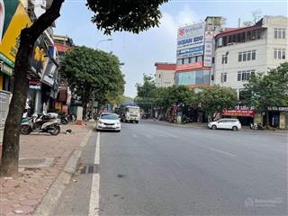 Bán đất đức giang ngô gia tự,43 m2 , giá chào 5,5tỷ (tl)view đẹp, hai mặt ngõ ,ô tô đỗ của