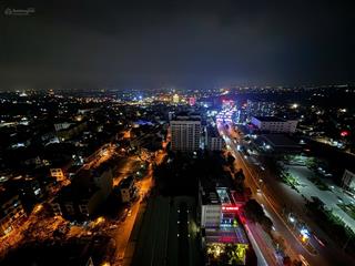 Em cần bán căn chung cư thương mại royal park tầng trung view thành phố