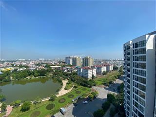 Chính chủ chuyển nhượng căn hộ 3 ngủ view hồ