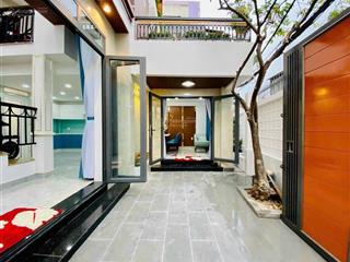 Villa giữa lòng gò vấp ngang hơn 8m hướng đông nam, giá 8,5 tỷ