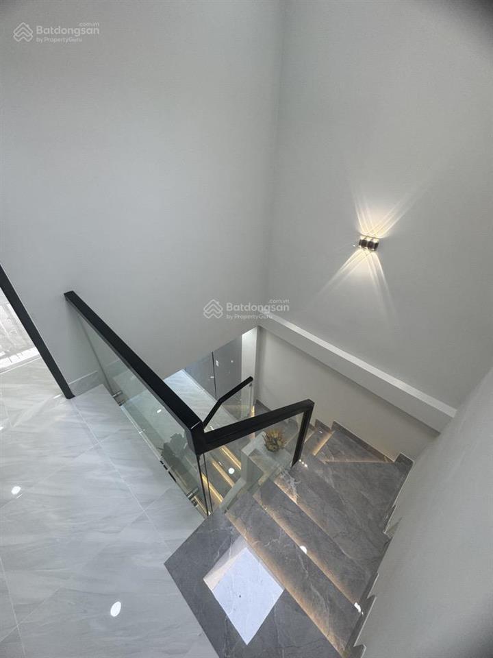 Bán nhà mới tại q6  ngay trung tâm  nội thất cao cấp  không gian thiên nhiên chỉ 6.98 tỷ