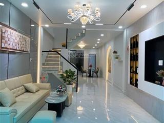 Bán nhà mới tại q. 6  ngay trung tâm  nội thất cao cấp  không gian thiên nhiên chỉ 6.98 tỷ