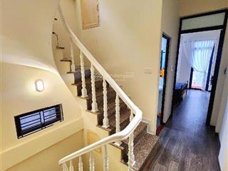 Bán nhà riêng 38/40m2, chính chủ tại phố tân mai, hoàng mai