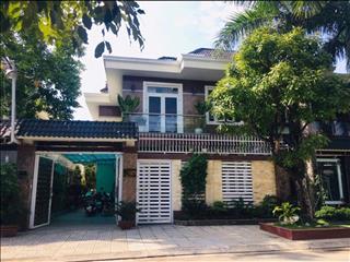 Bán siêu villa 2 mặt tiền 154,8m2 (10x16m)  hầm + 3 tầng, khu vip đường trường sa, quận bình thạnh