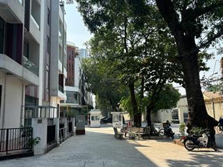 Chính chủ cho thuê shophouse căn góc tại bình minh garden, giá 45 triệu/th, diện tích 175m2