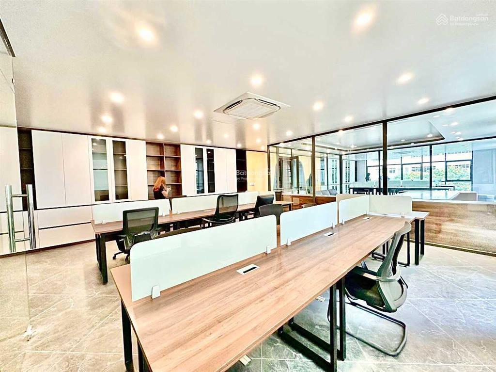 Cho thuê vp tòa thông tấn xã lý thường kiệt 150m2