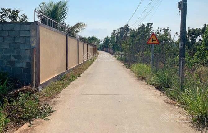 Ra nhanh bán gấp gần 1 sào 1 (952m2) đất láng lớn, huyện châu đức, brvt