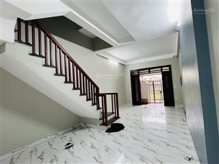 Bán nhà riêng xã xuân nộnđông anh, 4,7 tỷ, 68m2 với 3 pn, 3 wc, pháp lý đầy đủ