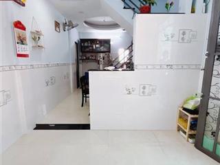 Cô chú về quê bán gấp nhà huỳnh văn bánh, p13,phú nhuận 52m2, giá 1tỷ985tr