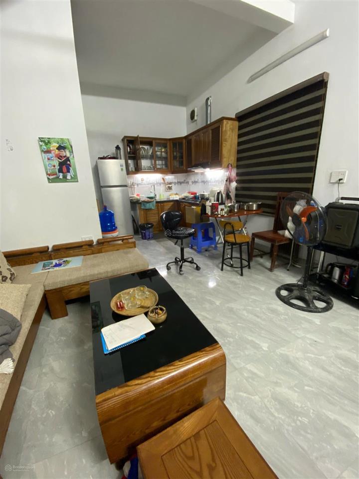 Nhà âu cơ về ở luôn dt 45m2, 2 tầng, mt 4m giá chào 2tỷ050 2 ngủ + 2 vs 1 phòng khách + bếp mua bán