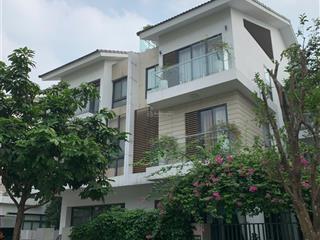 Cô em cần bán bt an vượng villa 175.5m2 ,4 tầng ở dãy d2 gần hồ, và đường lê quang đạo.giá đầu tư