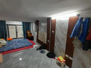 Chính chủ bán nhà Khương Trung, 3 tầng, diện tích 30m2, giá 3.5 tỷ, khu vực kinh doanh