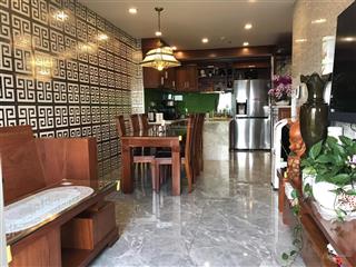 Chuyển nhượng chcc 2pn, 85m2, giá bán 6tỷ5 full nội thất  garden gate q.phú nhuận