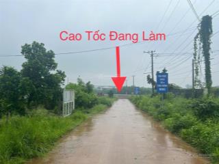 Cần tiền bán gấp lô tóc tiên 3mt 500m2 ( 8,9mx56m nở hậu 9m )đường 7m cách cao tốc 100m giá 1.5 ty