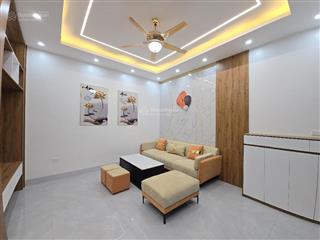 Bán nhà giải phóng, hoàng mai, nhà mới đi bộ ra bến xe nước ngầm, 4t mới, 40m2, 7.2 tỷ