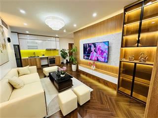 Vợ chồng em cần bán gấp căn hộ chung cư 2 pn toà nhà golden palm 88m2  giá 5,6 tỷ   0944 641 ***